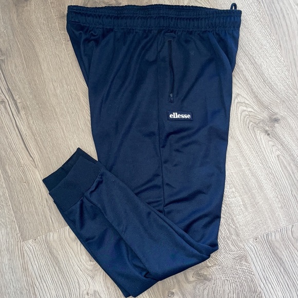Ellesse Bertoni Joggers - Picture 3 of 6